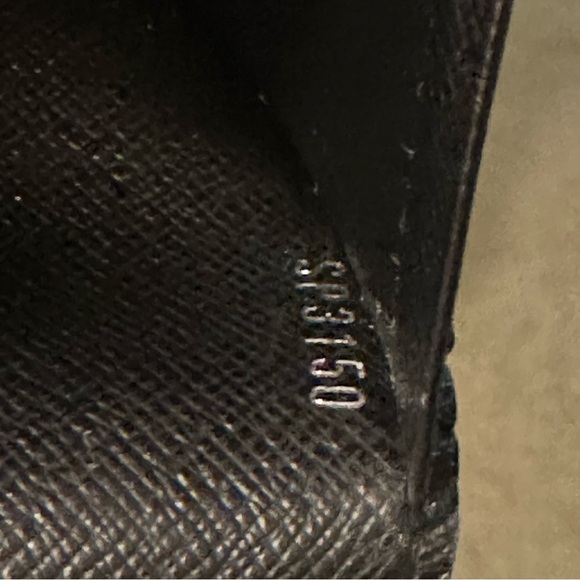 Louis Vuitton Damier Graphite Brazza Wallet - Picture 10 of 10